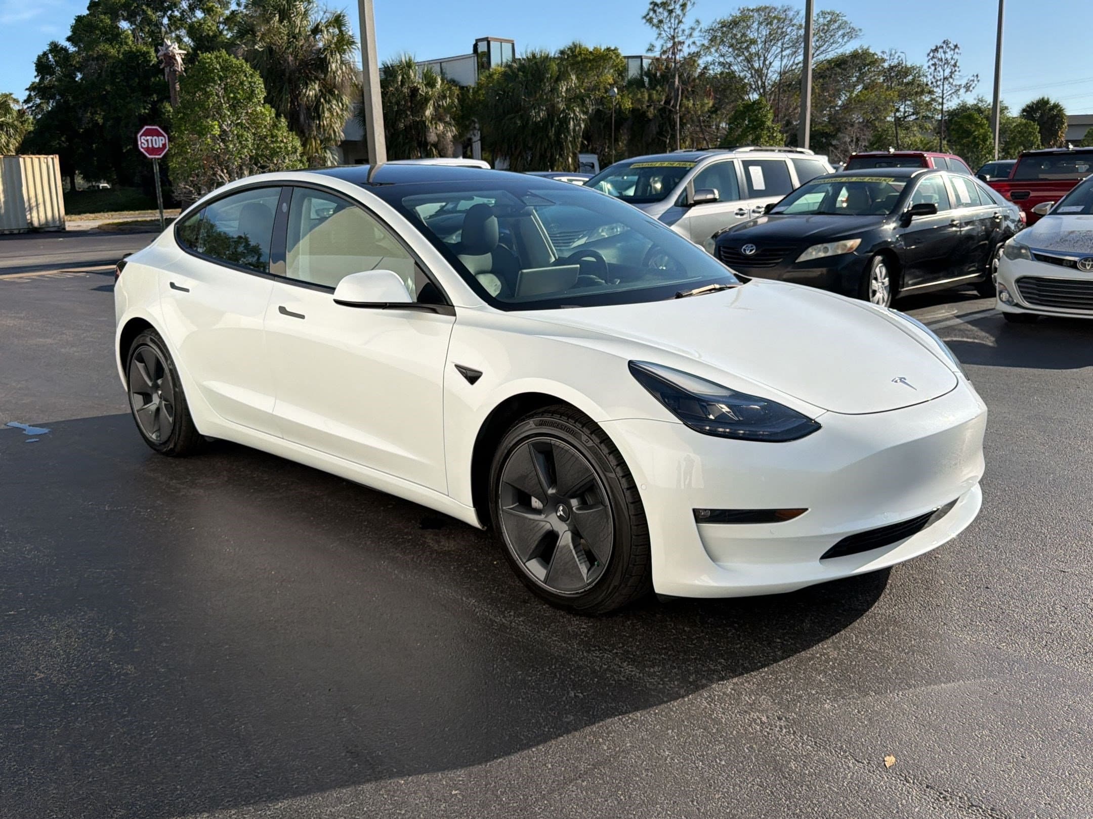 Model 3 Long Range (Long Range AWD *Ltd Avail*) Sedan