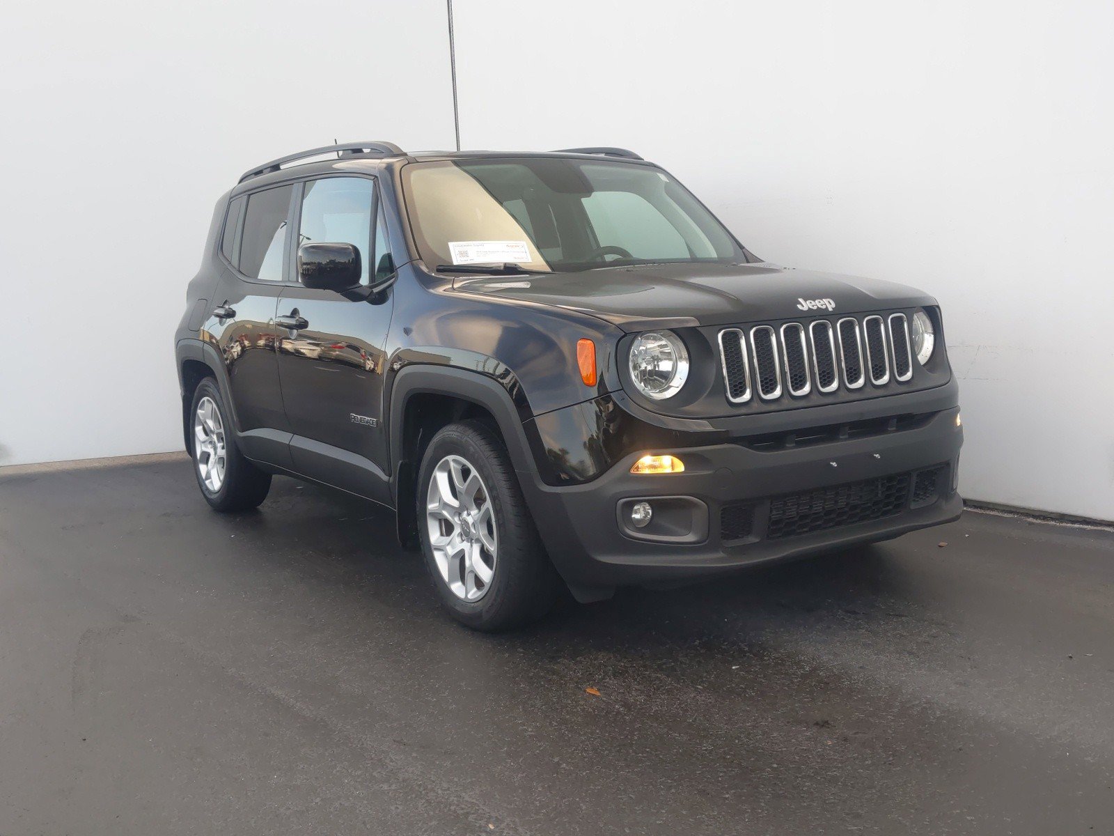 Used 2018 Jeep Renegade Latitude with VIN ZACCJABB7JPH32376 for sale in Clearwater, FL