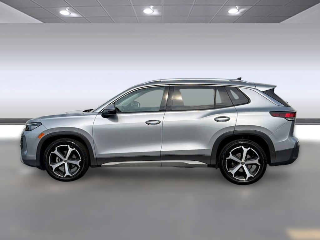 Used 2026 Volkswagen Tiguan Tiguan SE (SE FWD) SUV