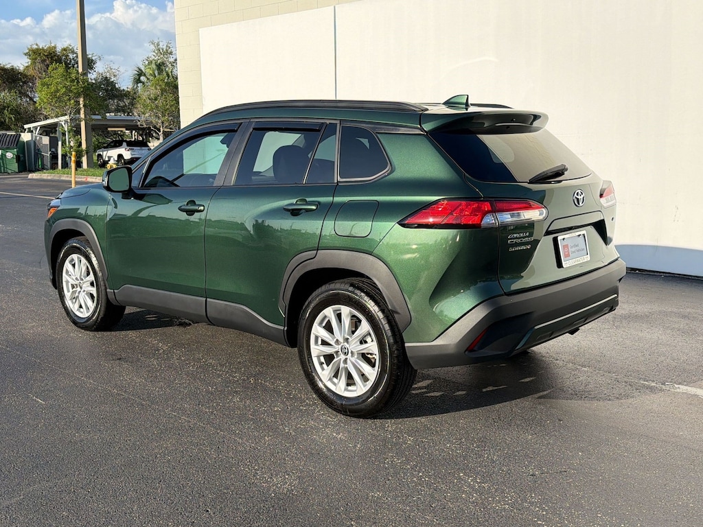 Certified 2022 Toyota Corolla Cross Corolla Cross LE (LE 2WD (Natl)) SUV