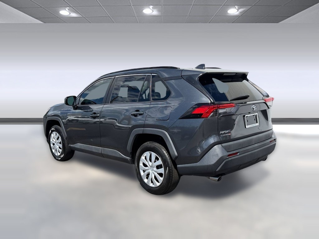 Used 2020 Toyota RAV4 RAV4 LE (LE FWD (Natl)) SUV