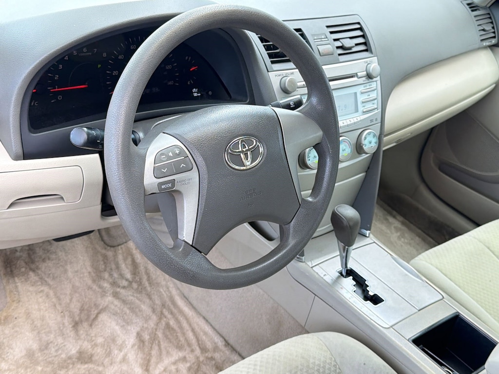 Used 2008 Toyota Camry LE (4dr Sdn I4 Auto LE (Natl)) Sedan
