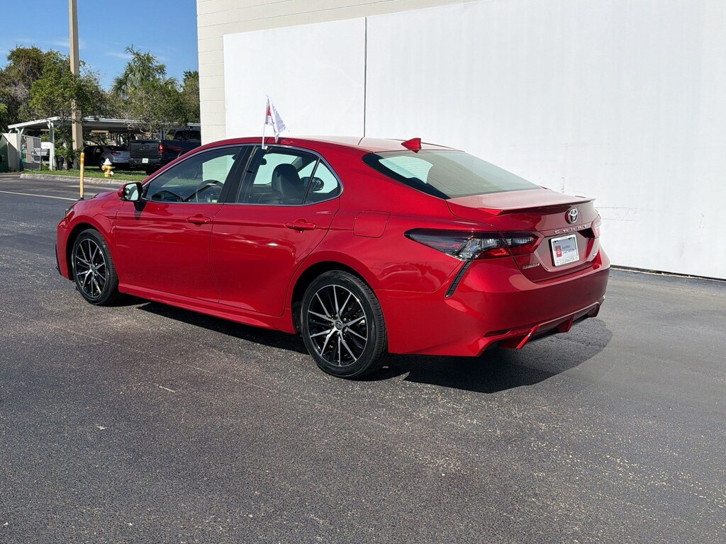 Used 2024 Toyota Camry Camry SE (SE Auto (SE)) Sedan