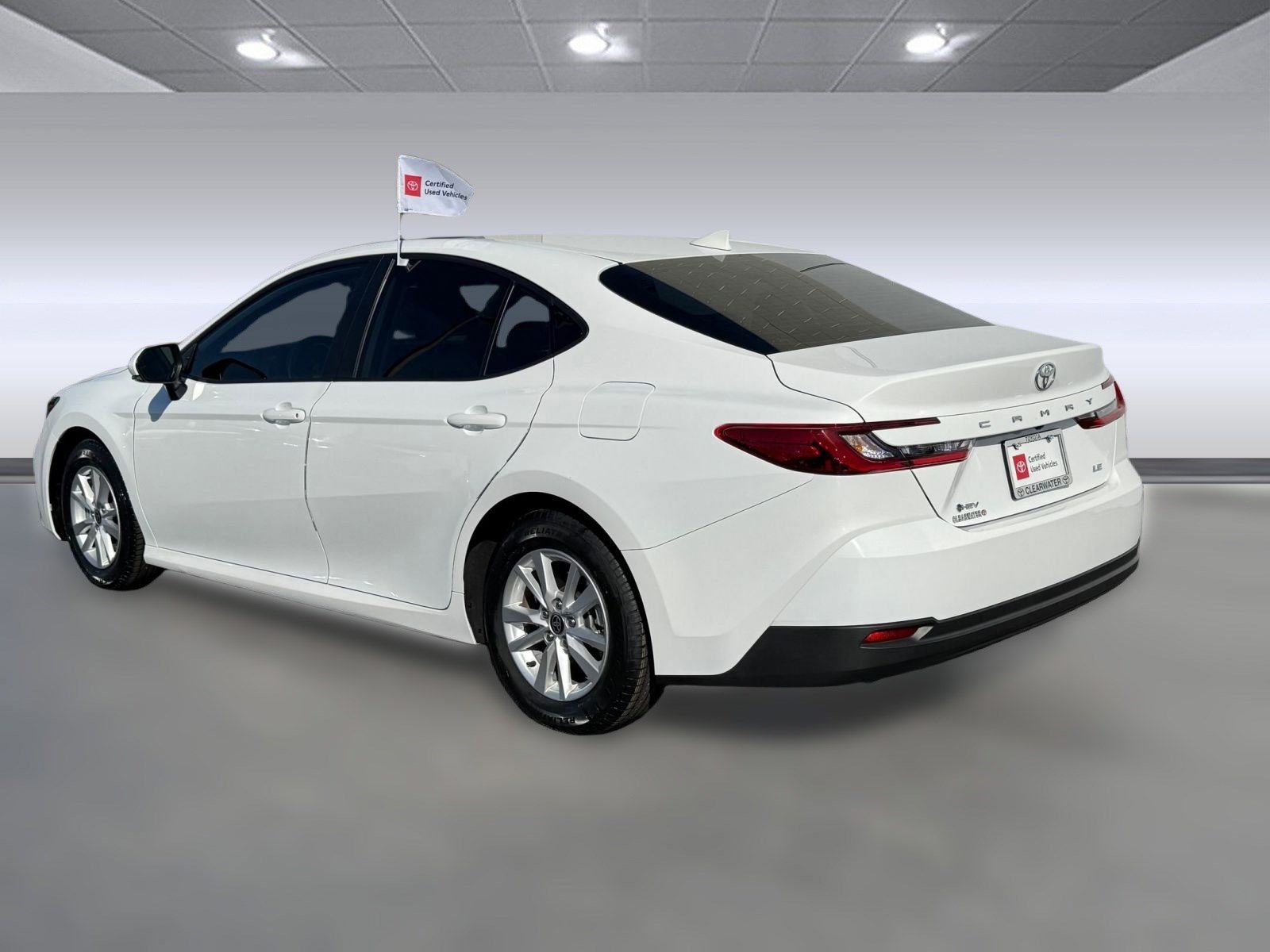 2025 Toyota Camry LE photo 3