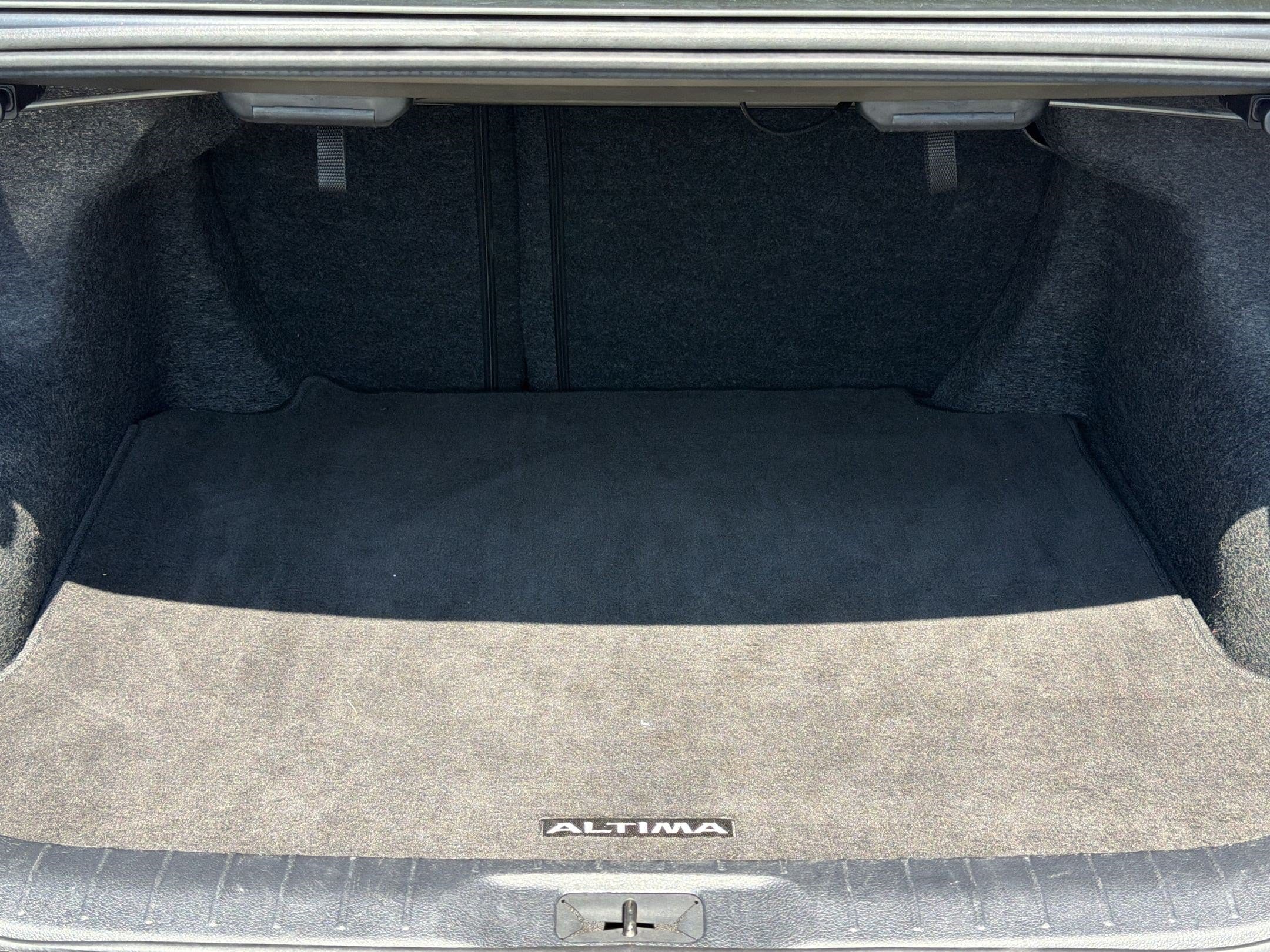 2025 Nissan Altima SV - Photo 26