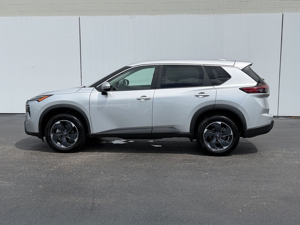 Used 2025 Nissan Rogue Rogue SV Intelligent AWD (AWD SV) SUV