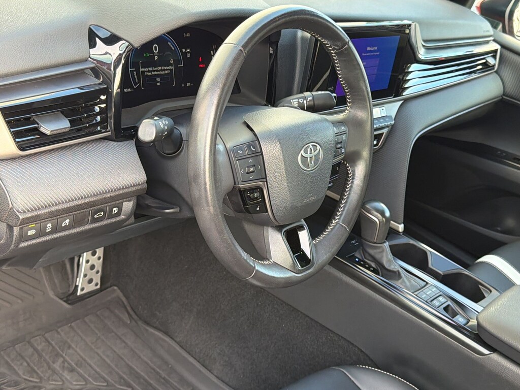 Used 2025 Toyota Camry Camry SE (SE (Natl)) Sedan
