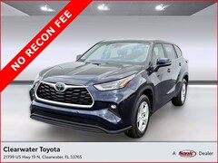 Used 2025 Toyota Highlander LE (LE FWD (Natl)) SUV for sale in Fort Myers