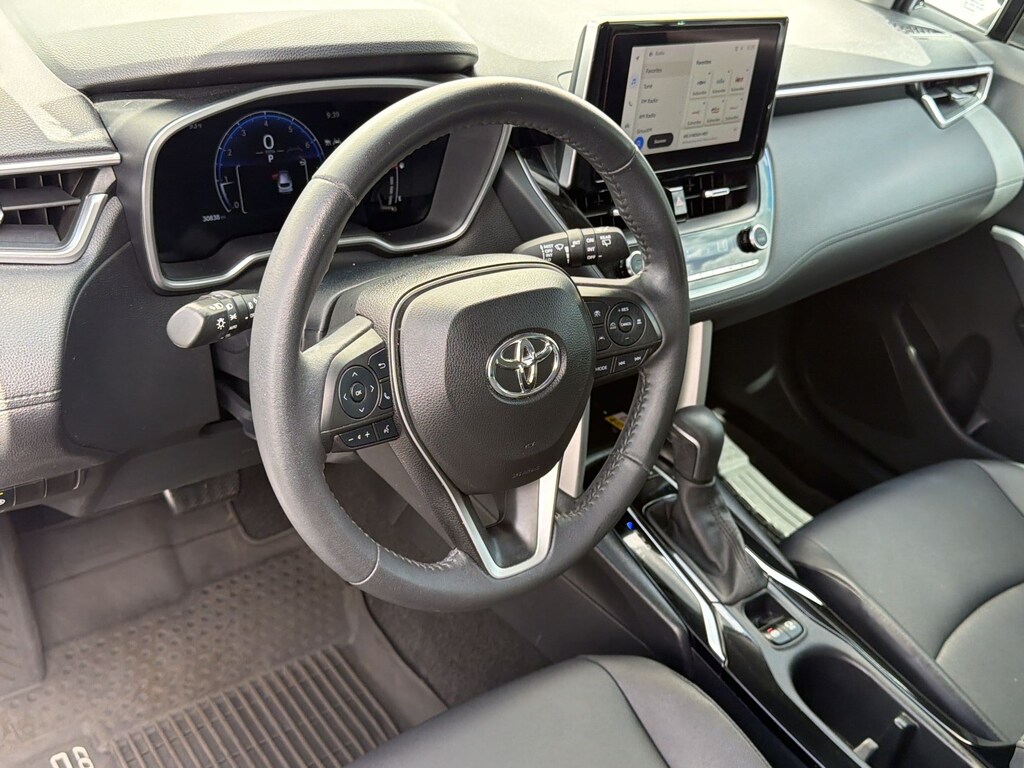Used 2023 Toyota Corolla Cross Corolla Cross XLE (XLE 2WD (Natl)) SUV
