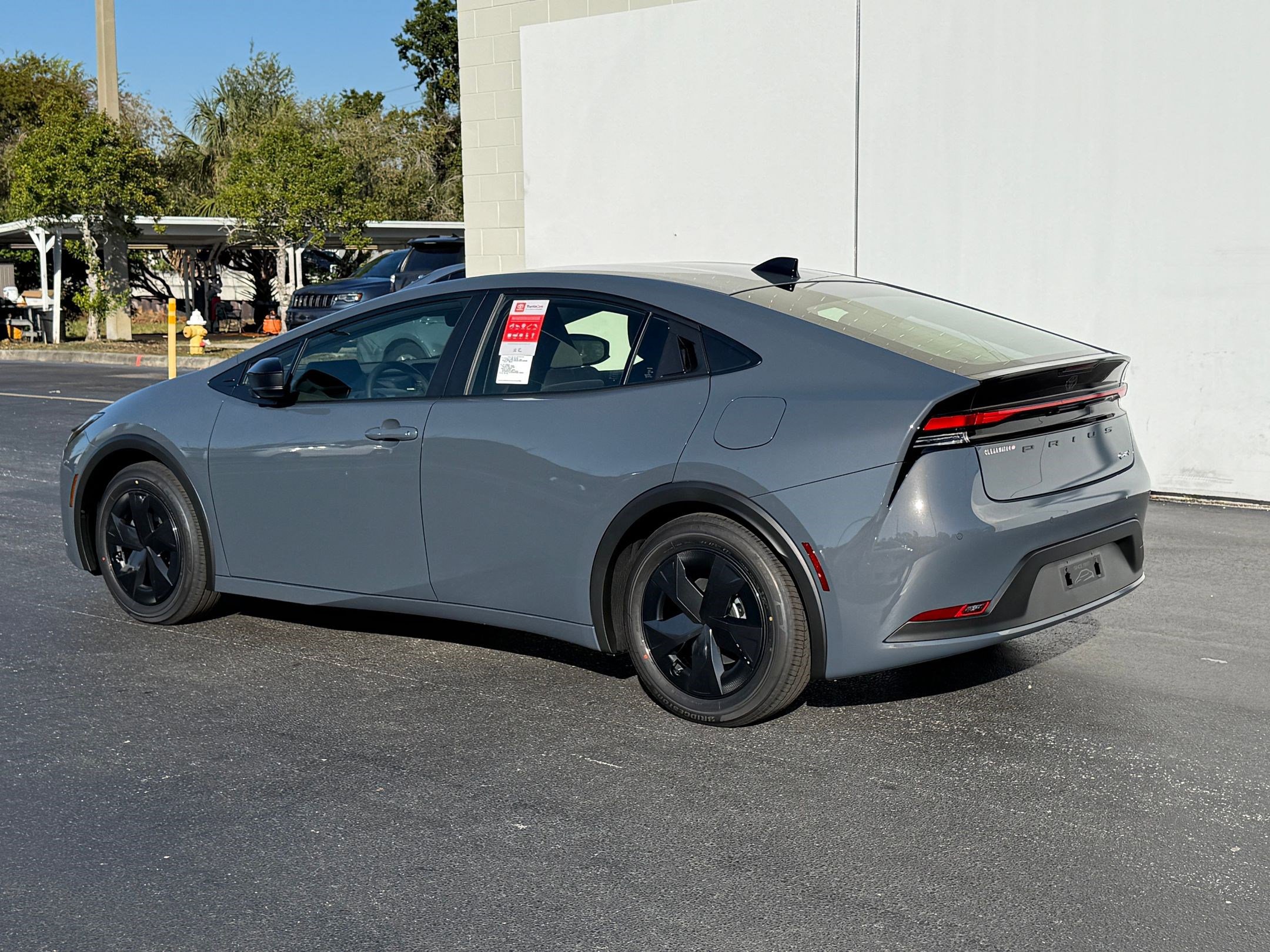 2026 Toyota Prius LE photo 3