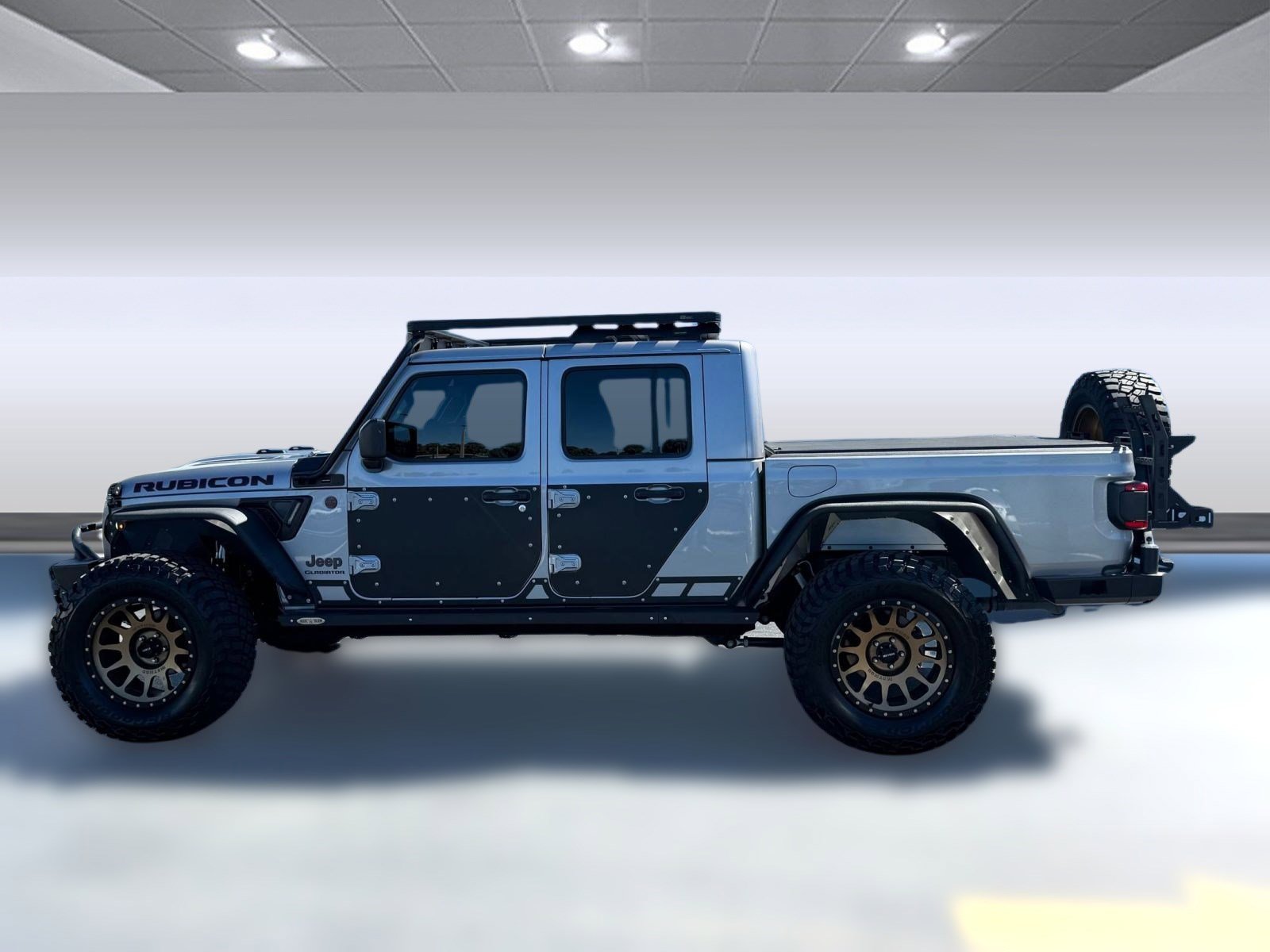2020 Jeep Gladiator Rubicon photo 2