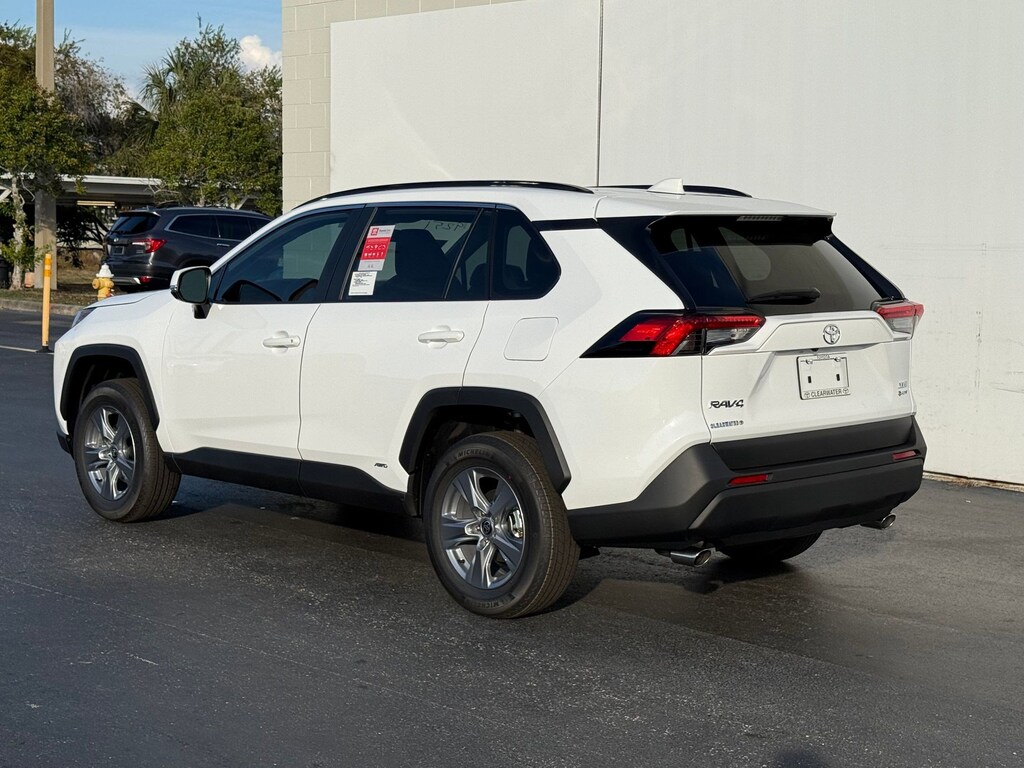 New 2025 Toyota RAV4 Hybrid XLE XLE AWD SUV