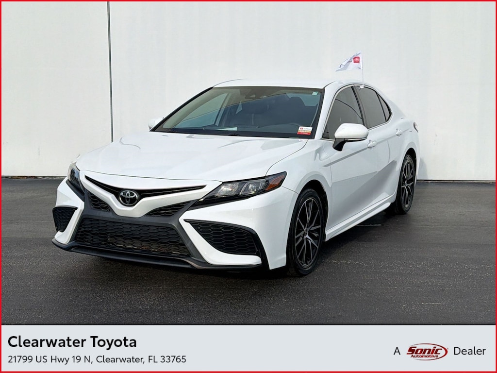 Certified 2022 Toyota Camry SE (SE Auto (Natl)) Sedan