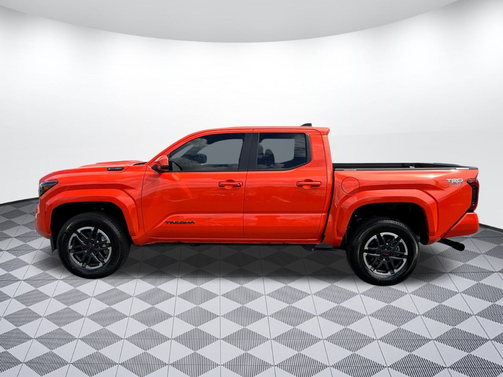 2024 Toyota Tacoma TRD Sport photo 2