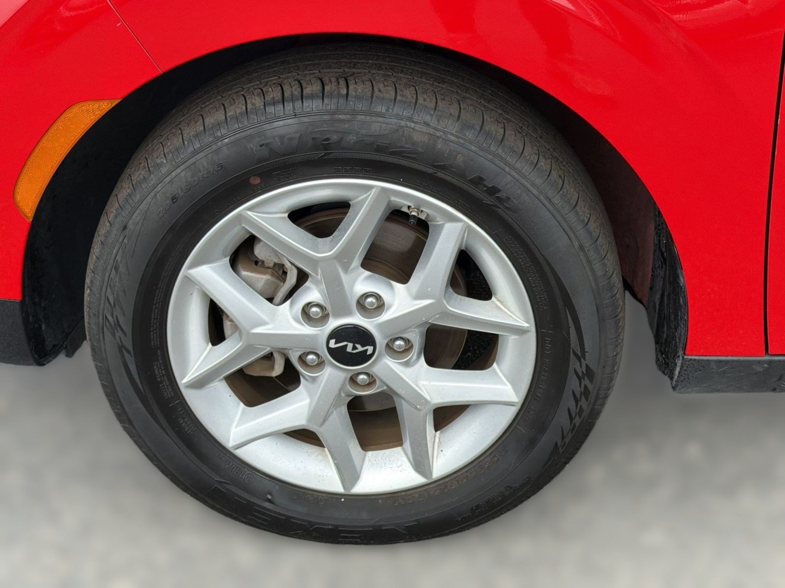 2025 Kia Soul LX - Photo 12