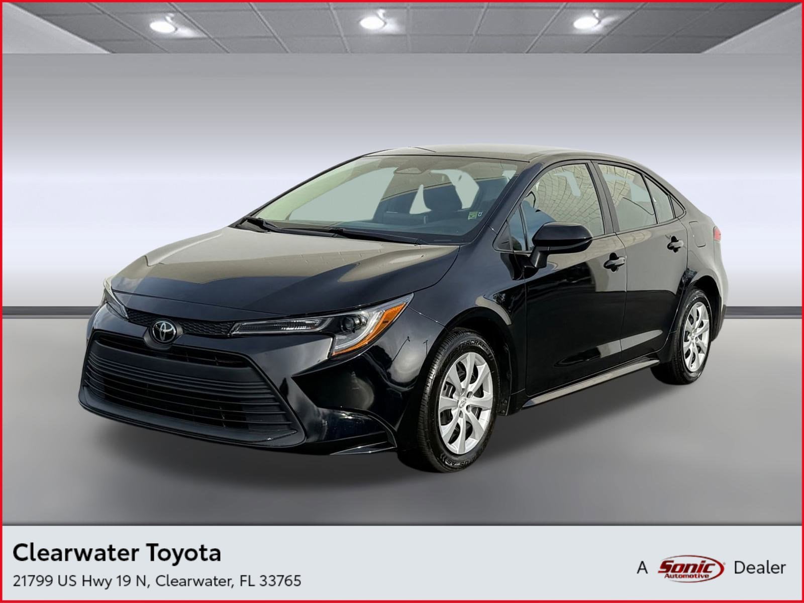 2024 Toyota Corolla LE's photo