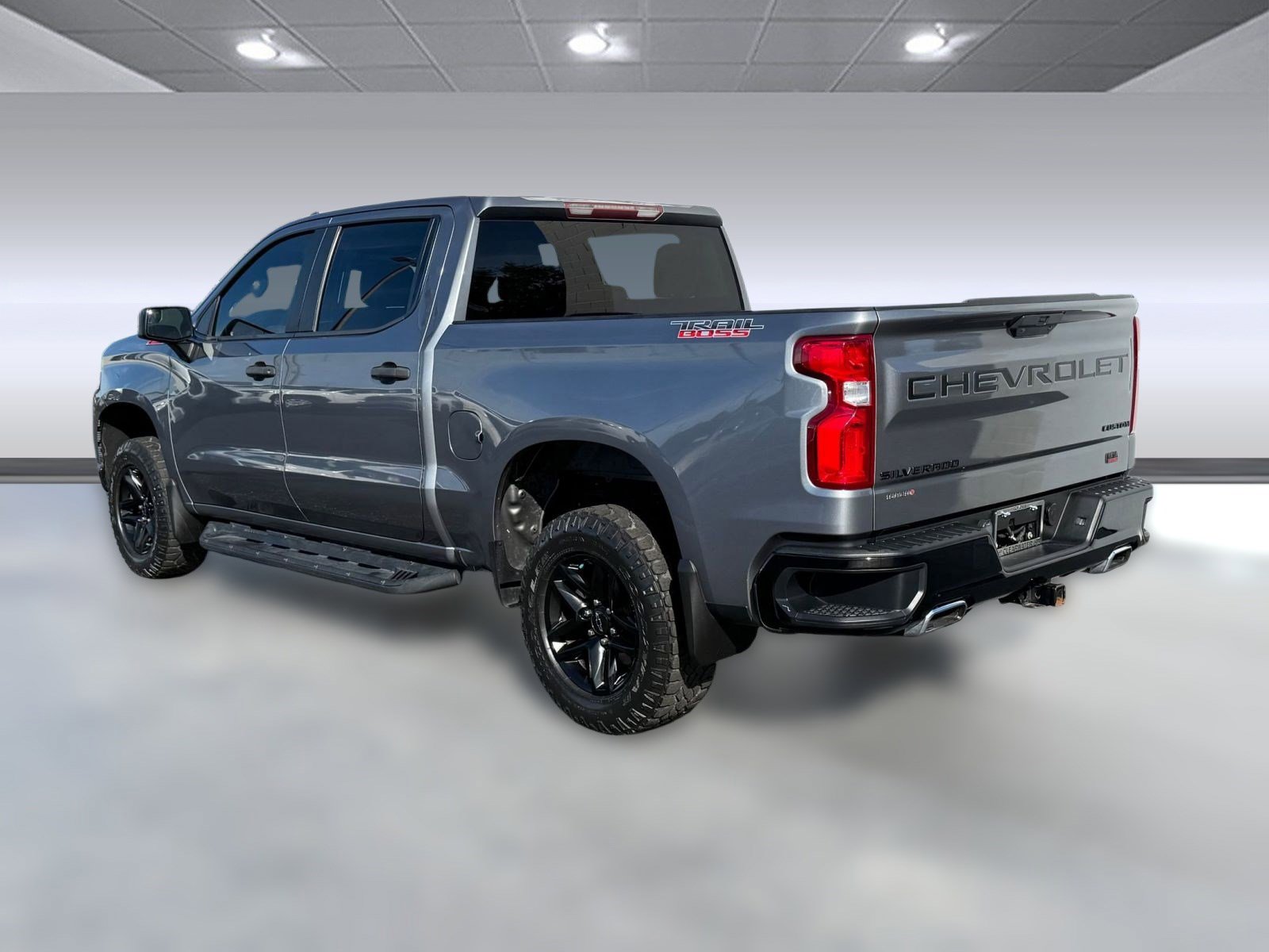 2020 Chevrolet Silverado 1500 Custom Trail Boss photo 2