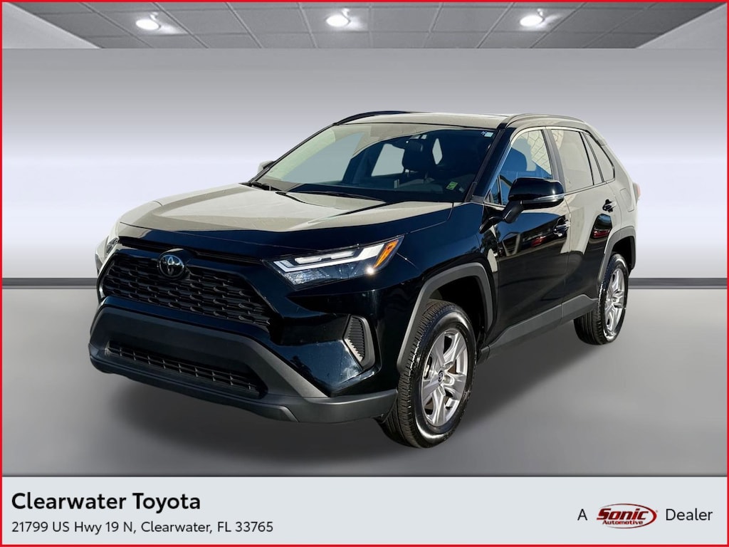 Used 2025 Toyota RAV4 XLE SUV