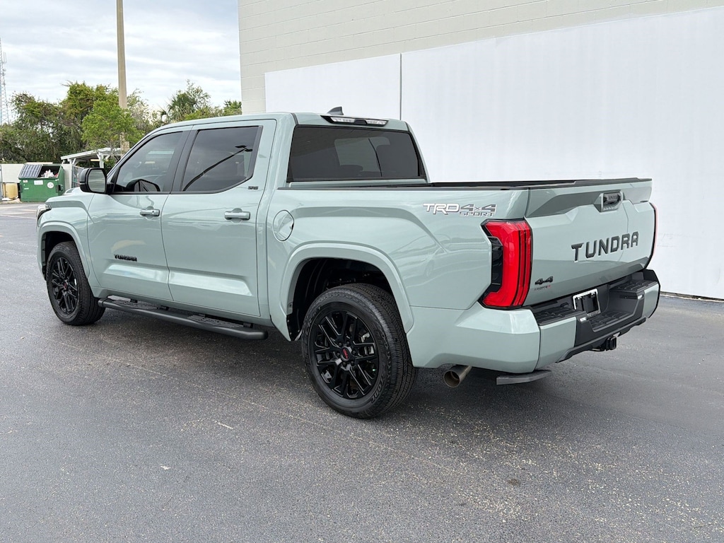 Used 2024 Toyota Tundra SR5 (SR5 CrewMax 5.5 Bed (Natl)) Truck CrewMax