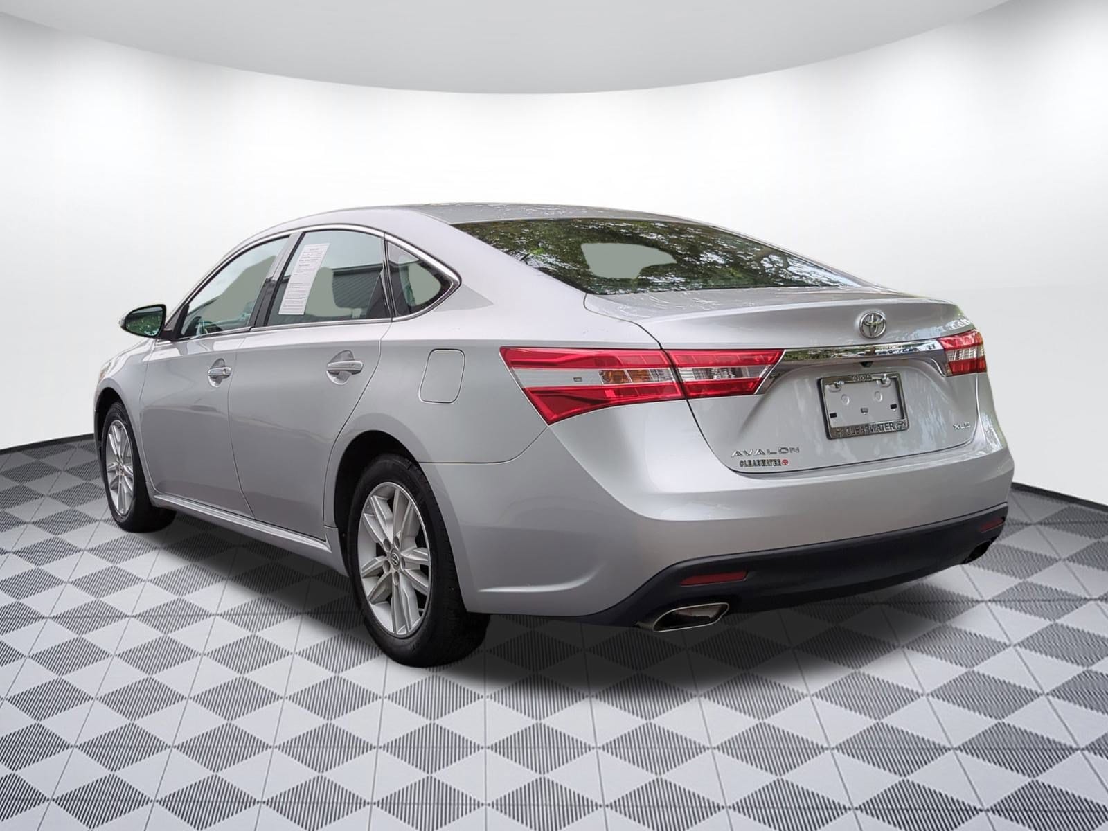Used 2014 Toyota Avalon XLE with VIN 4T1BK1EB2EU102771 for sale in Clearwater, FL