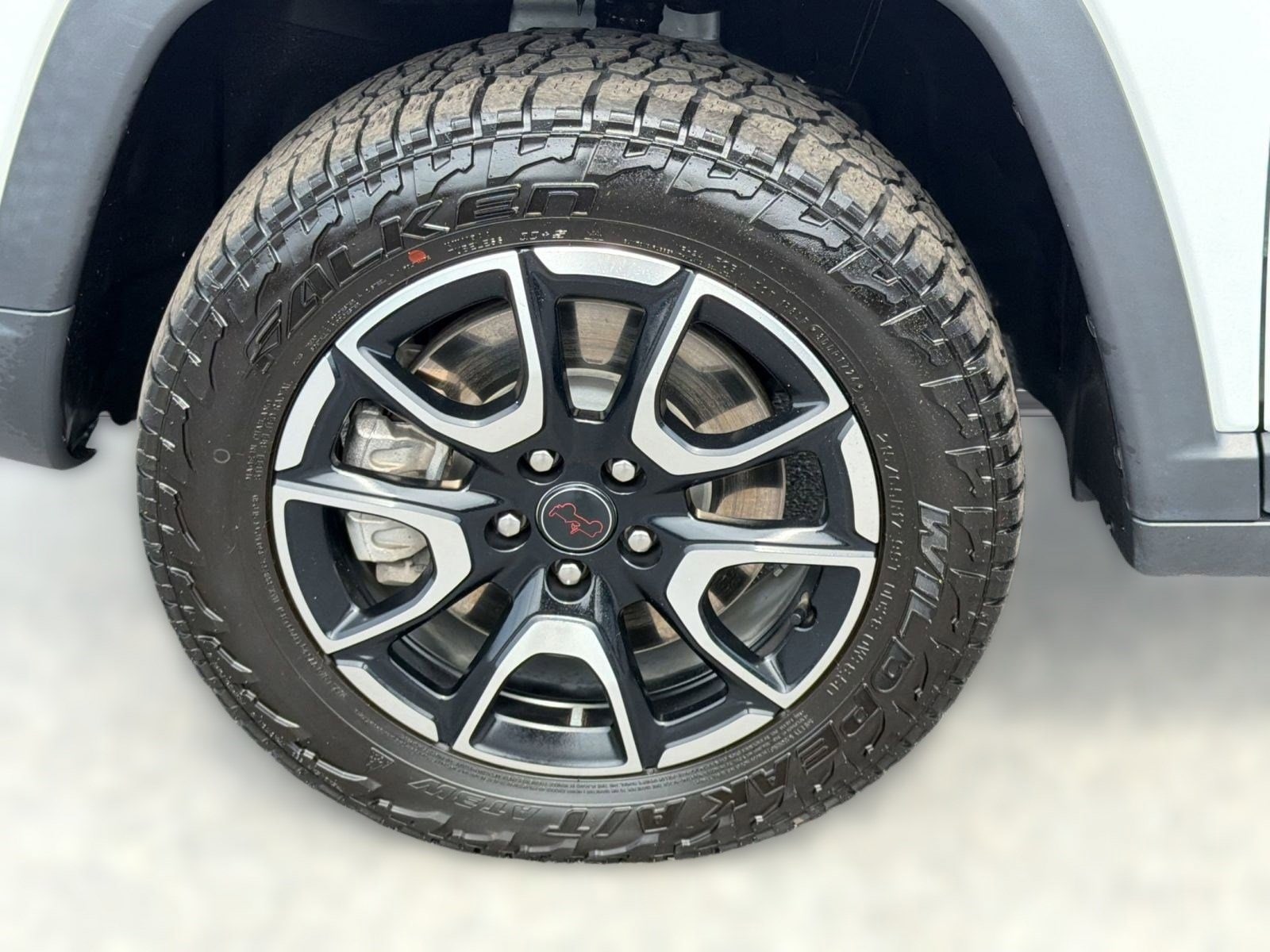 2025 Jeep Compass Trailhawk - Photo 11