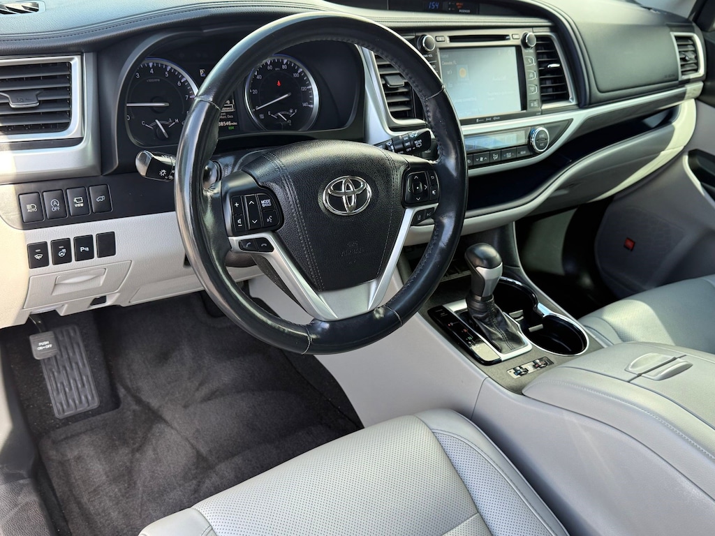 Used 2018 Toyota Highlander Limited (Limited V6 FWD (Natl)) SUV