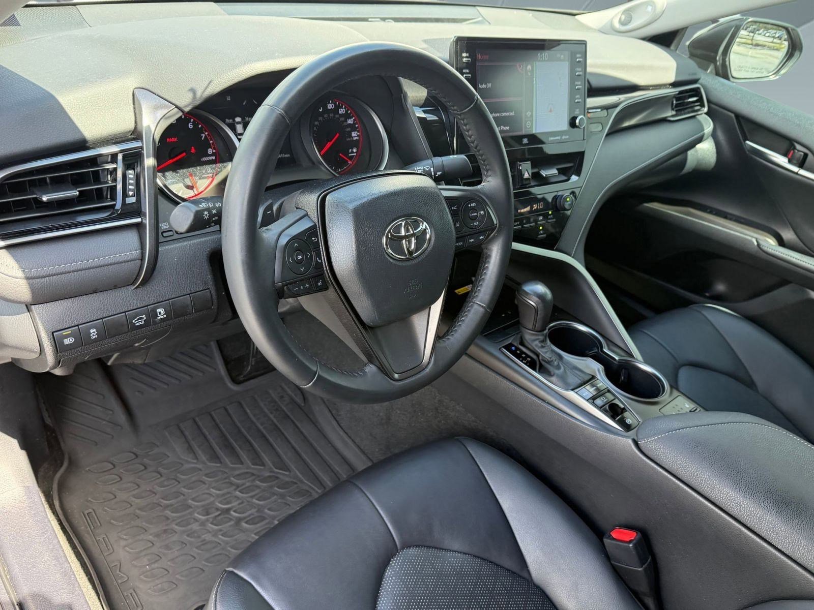 2023 Toyota Camry XSE photo 4