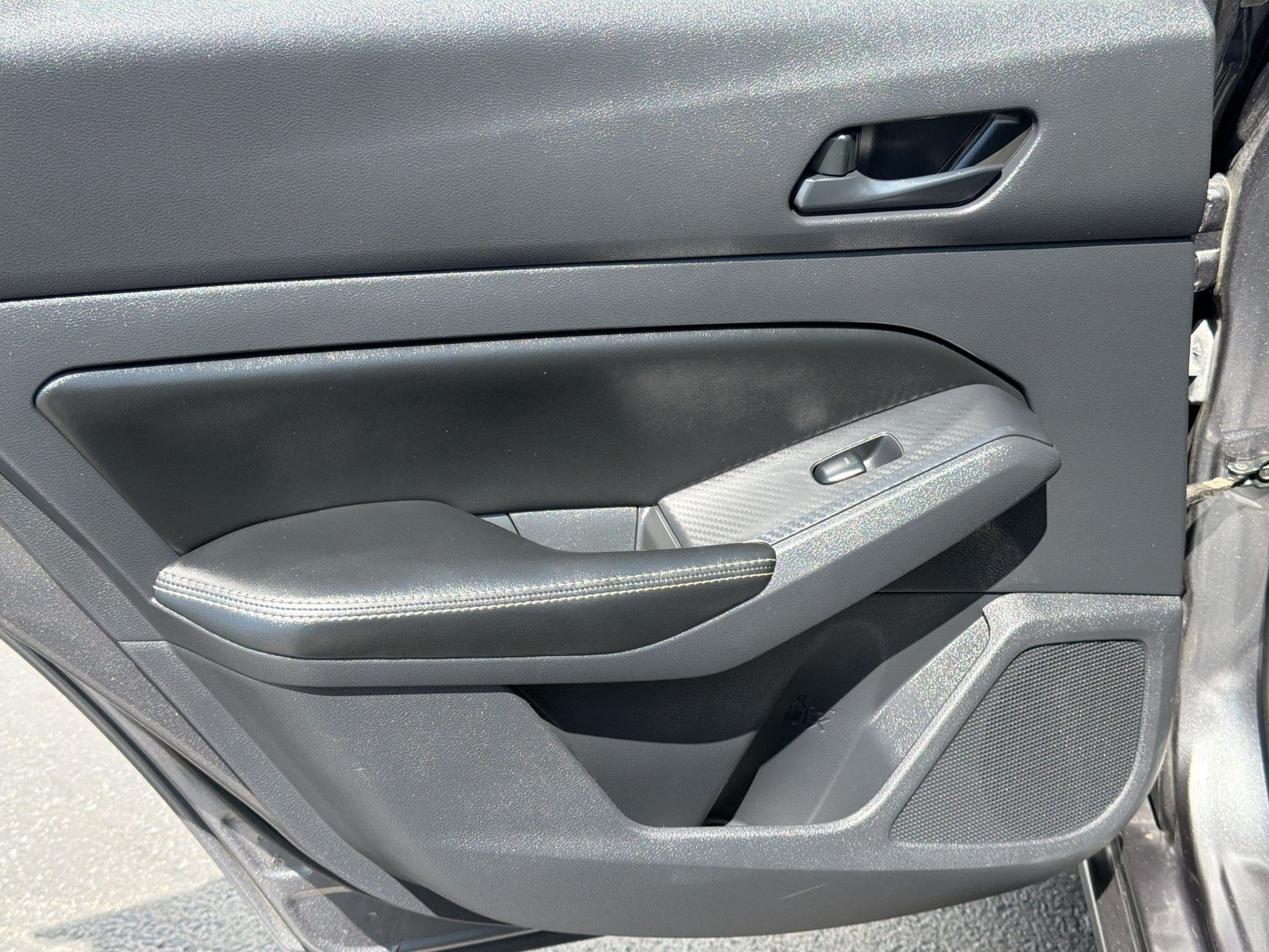 2025 Nissan Altima SV - Photo 31