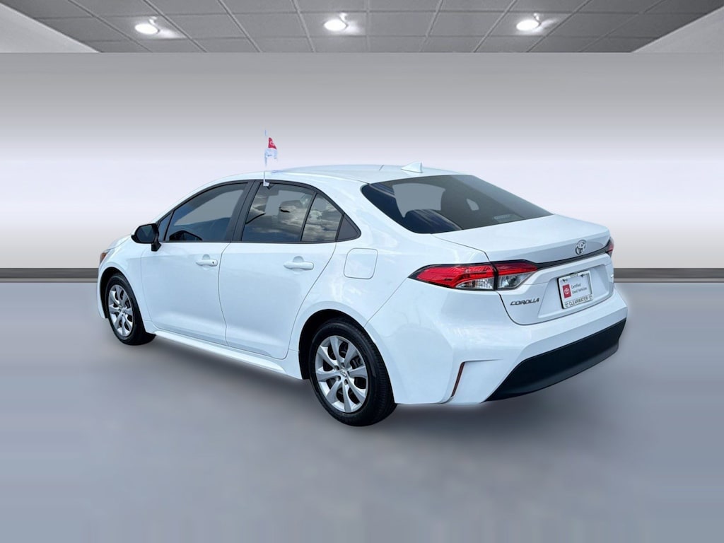 Certified 2025 Toyota Corolla LE (LE CVT (Natl)) Sedan