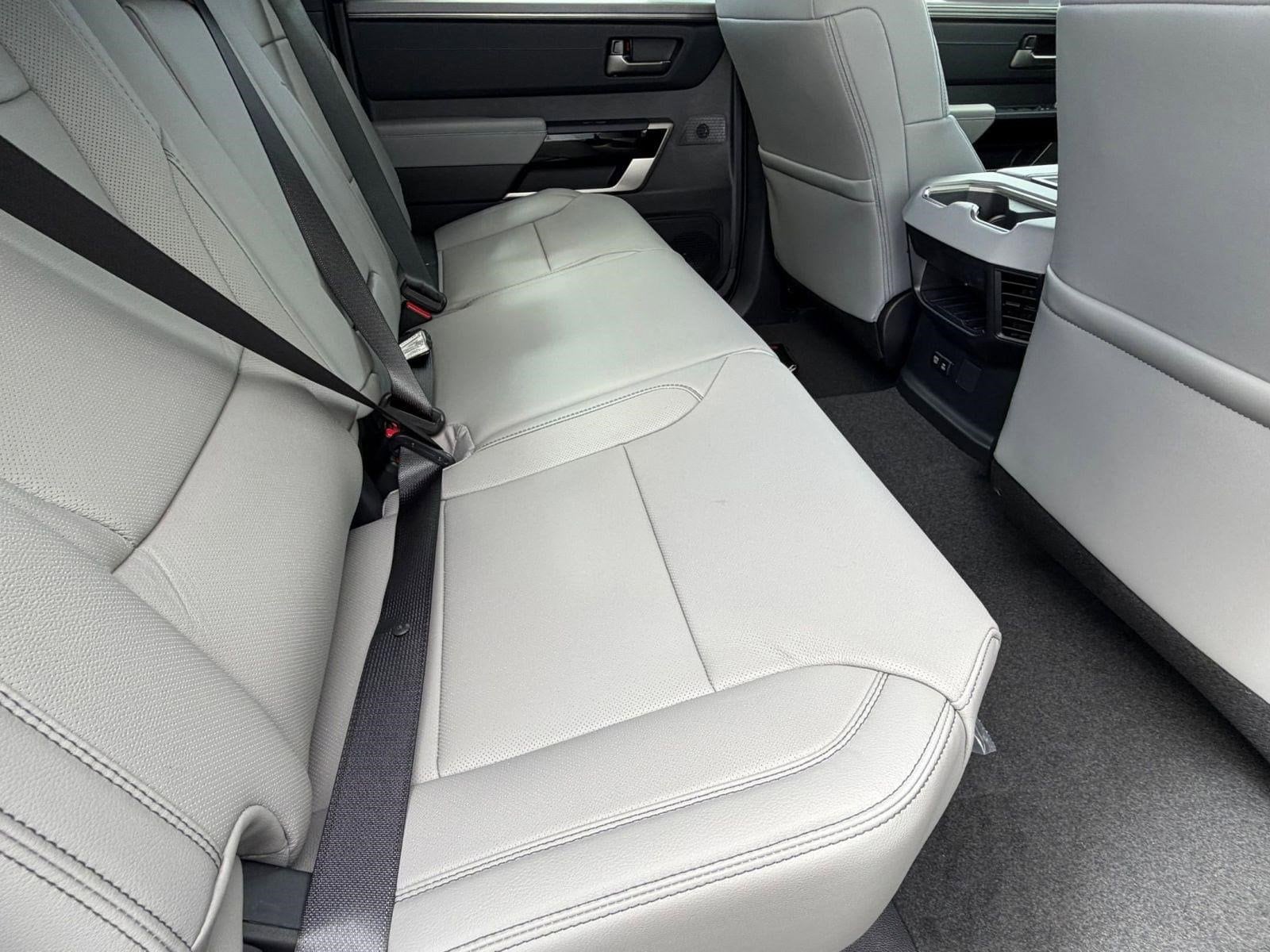 2026 Toyota Tundra Limited - Photo 31