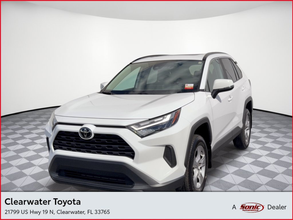 Certified 2025 Toyota RAV4 RAV4 XLE (XLE FWD (Natl)) SUV