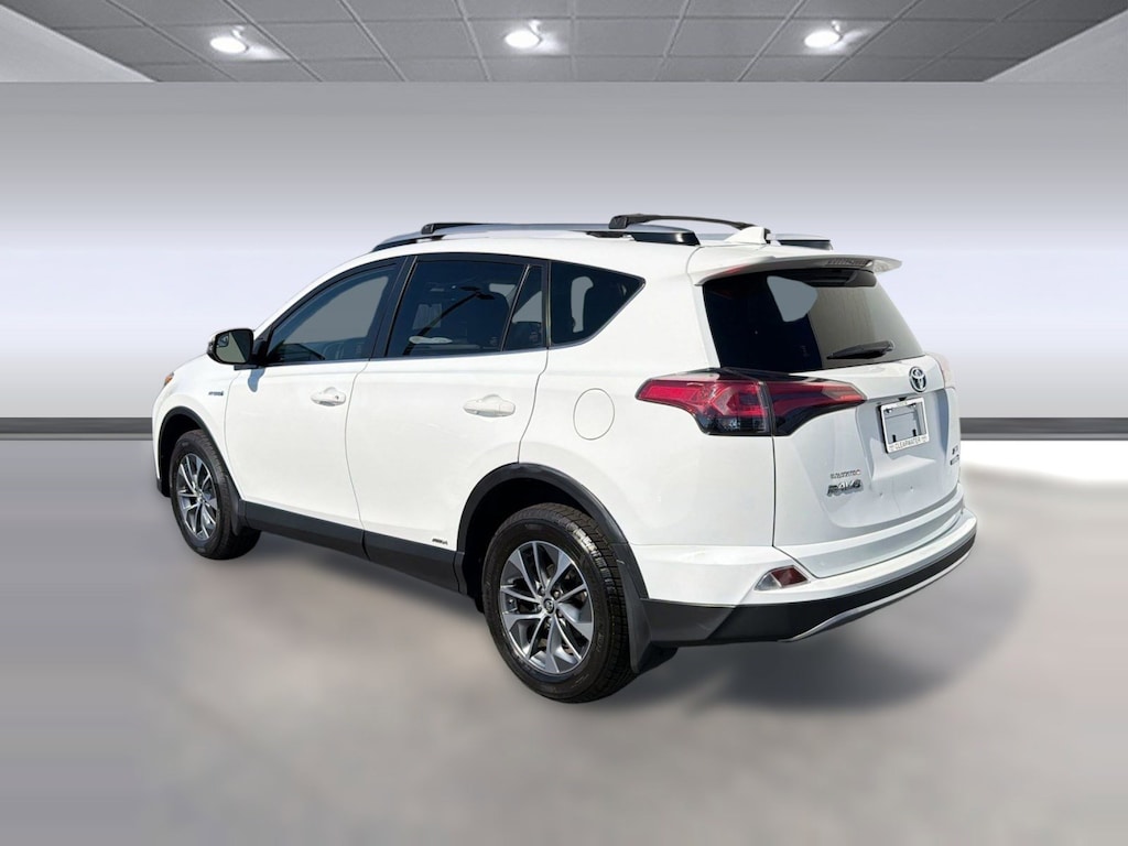 Used 2018 Toyota RAV4 Hybrid Hybrid XLE (Hybrid XLE AWD (Natl)) SUV