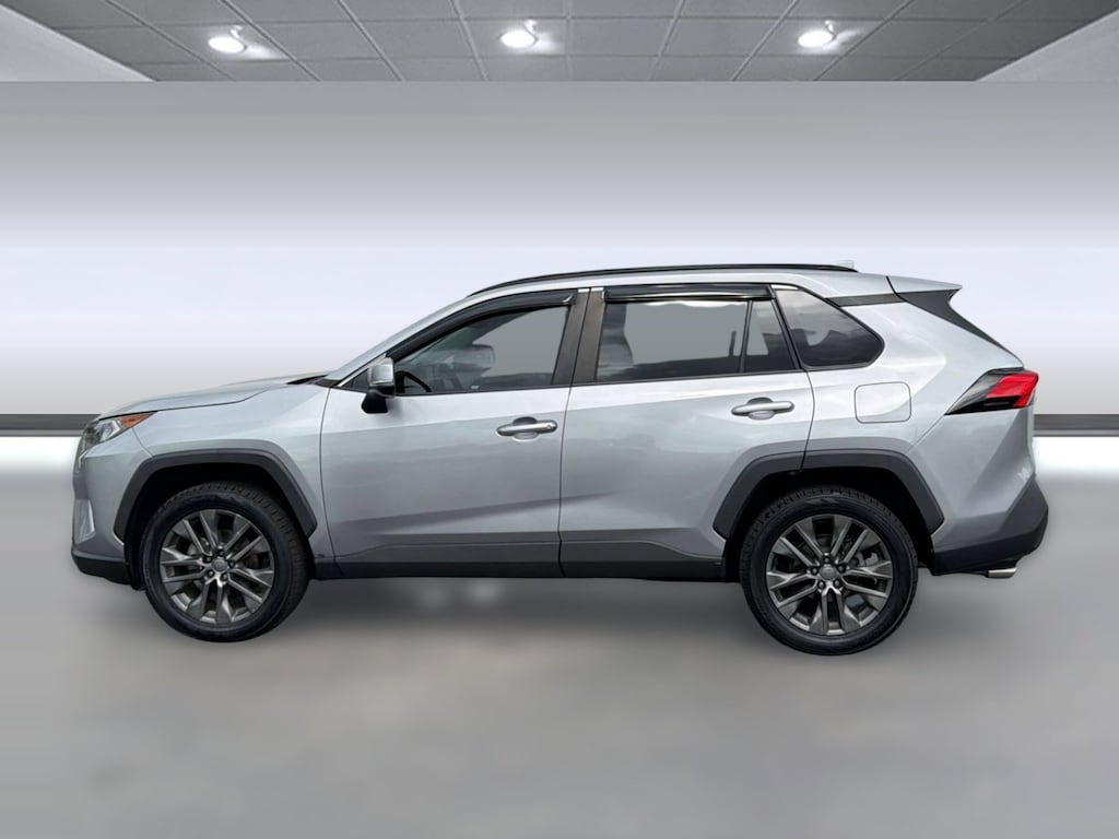 Used 2021 Toyota RAV4 XLE Premium (XLE Premium FWD (Natl)) SUV
