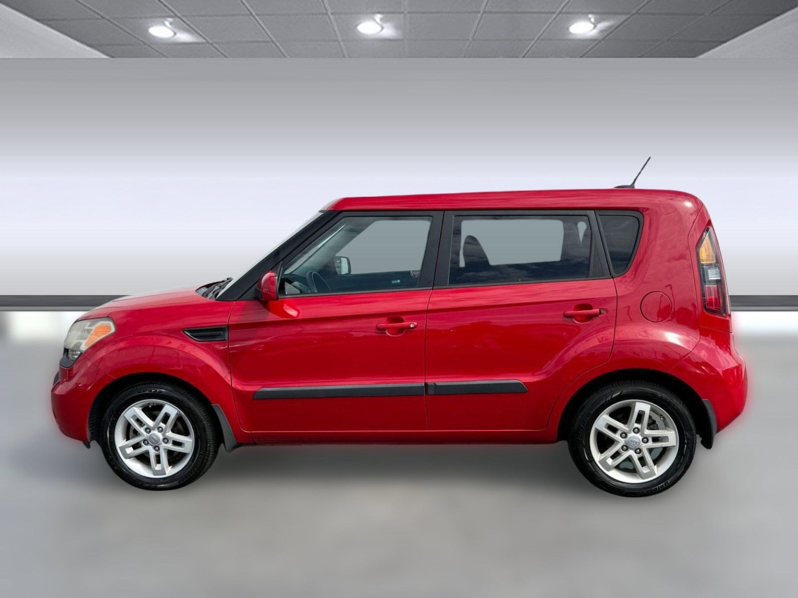Used 2011 Kia Soul Base with VIN KNDJT2A22B7198971 for sale in Clearwater, FL