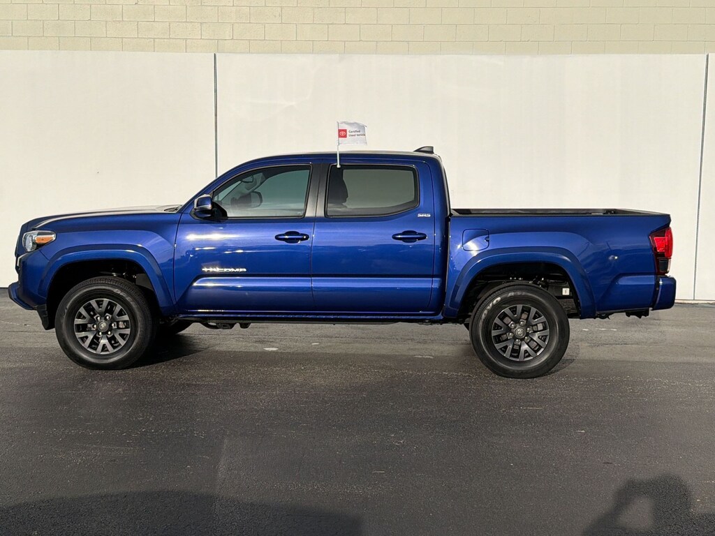 Used 2023 Toyota Tacoma Tacoma SR5 V6 (SR5 Double Cab 5 Bed V6 AT (Natl)) Truck Double Cab