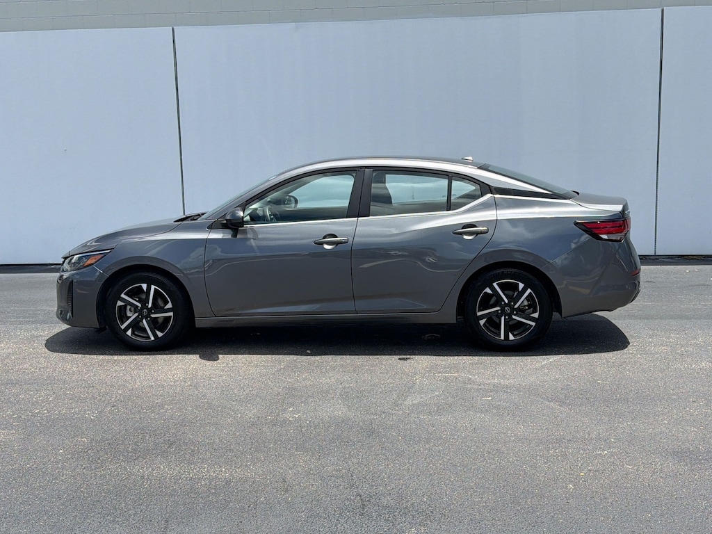 Used 2025 Nissan Sentra Sentra SV (SV CVT) Sedan