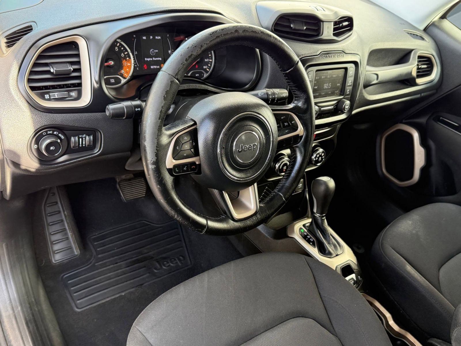 2017 Jeep Renegade Latitude North Edition photo 2