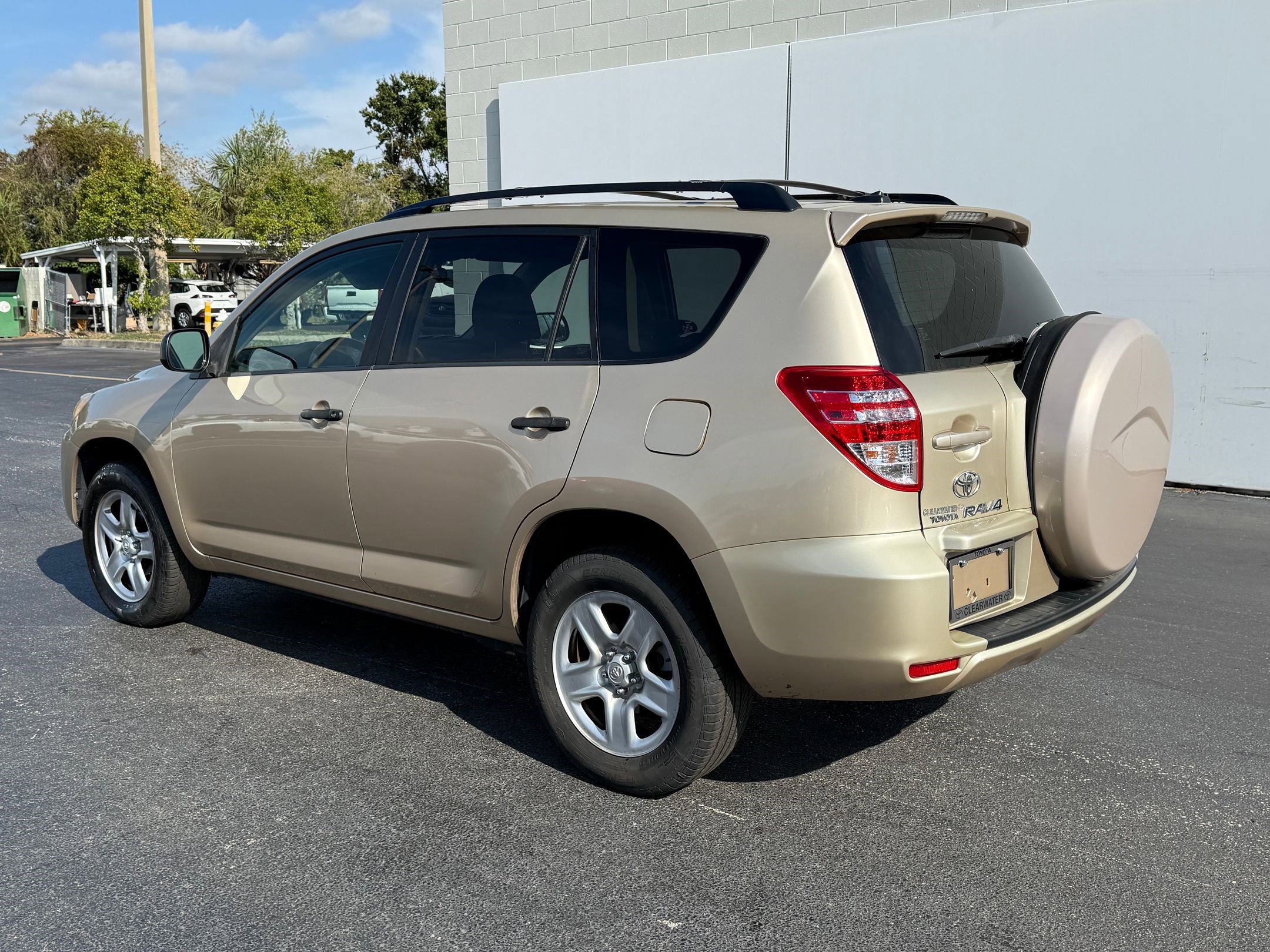 2009 Toyota RAV4 photo 3