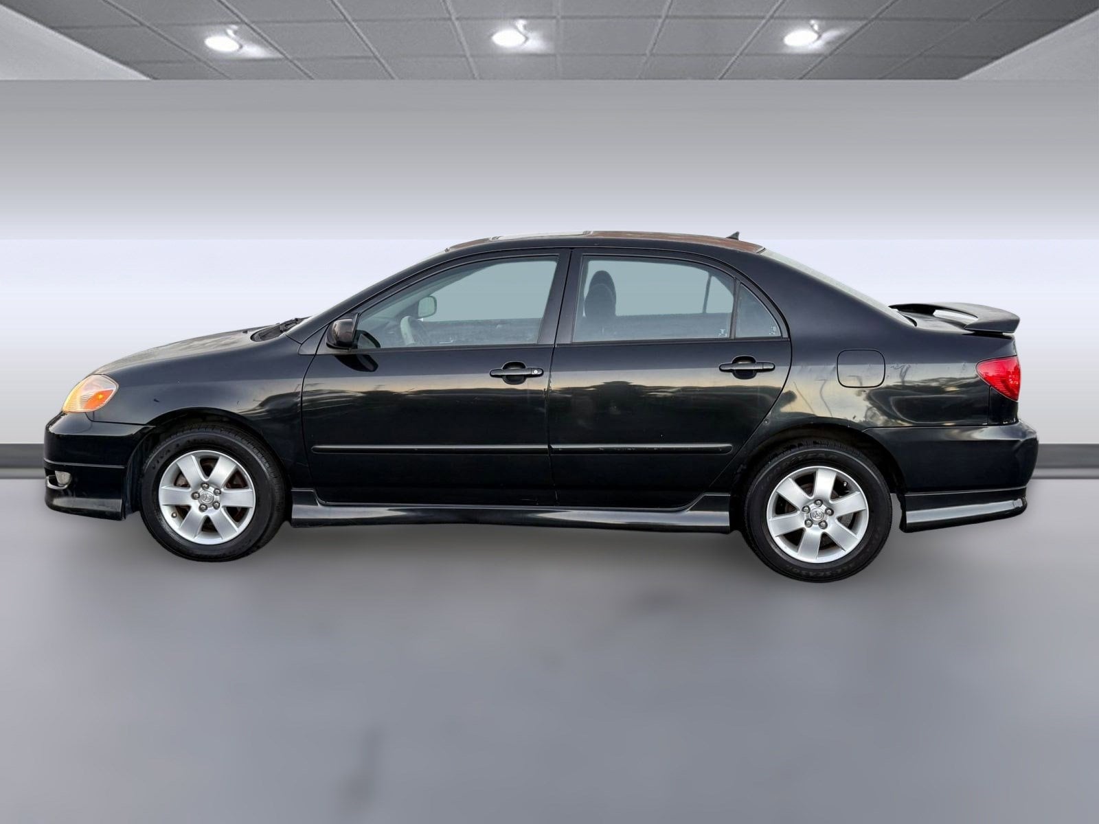 Used 2008 Toyota Corolla S with VIN 1NXBR32EX8Z968535 for sale in Clearwater, FL