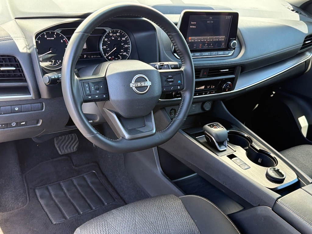 Used 2025 Nissan Rogue SV (AWD SV) SUV