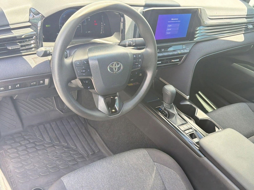 Used 2025 Toyota Camry LE (LE (Natl)) Sedan