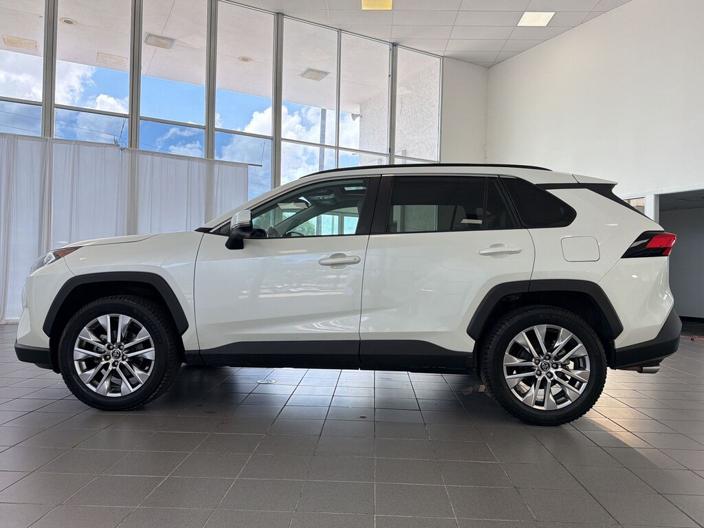 Used 2021 Toyota RAV4 XLE Premium (XLE Premium FWD (Natl)) SUV