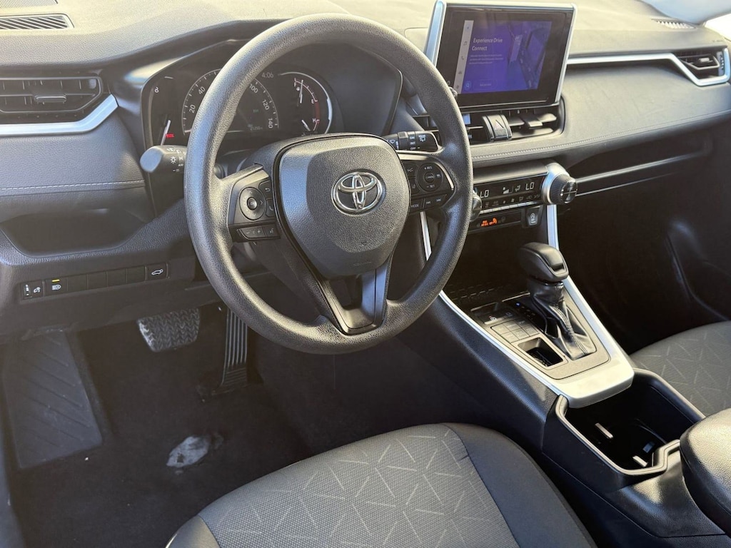 Used 2025 Toyota RAV4 XLE SUV