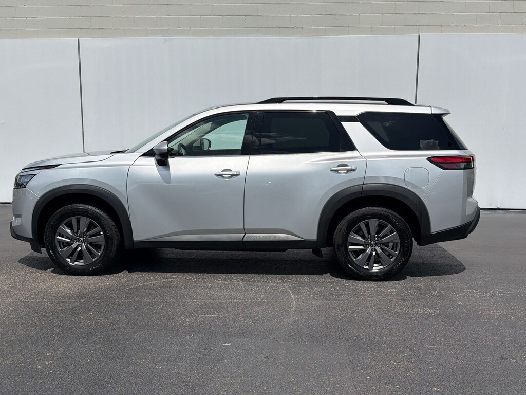 Used 2025 Nissan Pathfinder SV (SV 2WD) SUV
