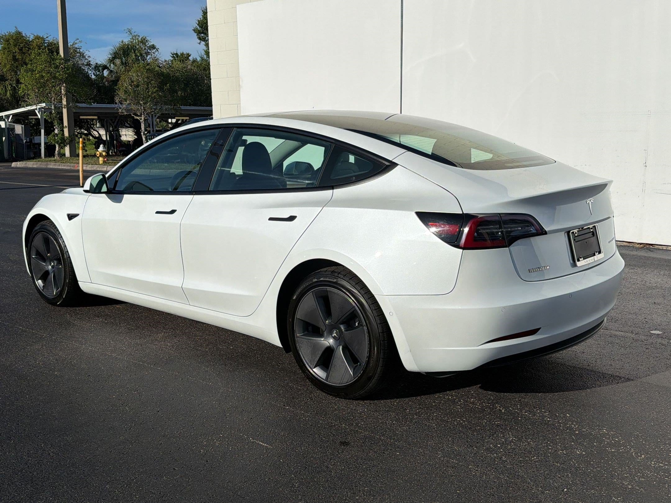 Model 3 Long Range (Long Range AWD *Ltd Avail*) Sedan