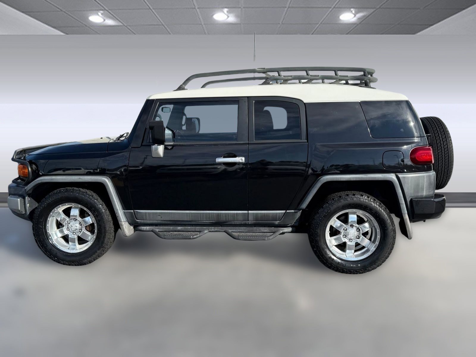 2007 Toyota FJ Cruiser Base photo 2