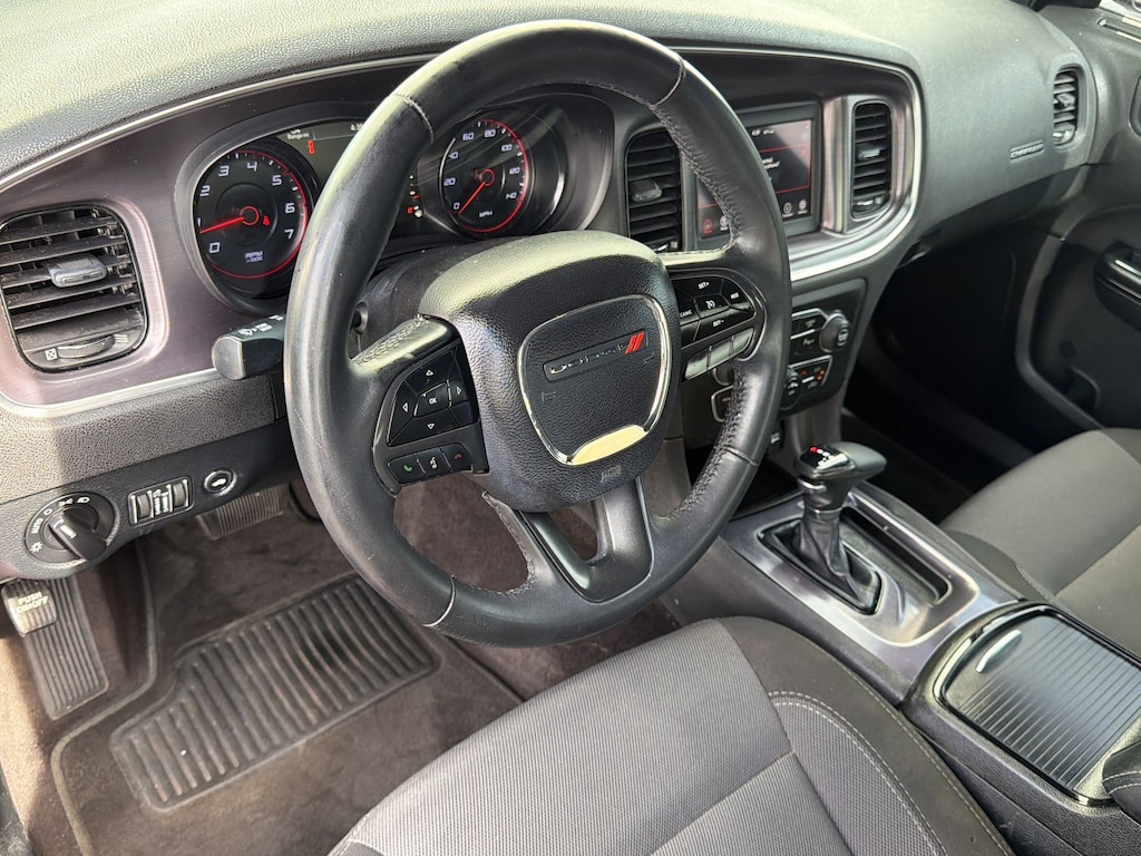 Used 2018 Dodge Charger SXT (SXT RWD) Sedan