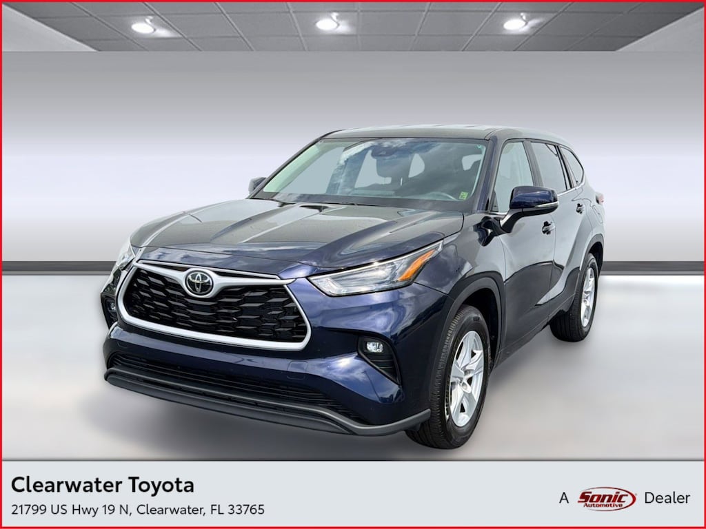Used 2025 Toyota Highlander LE (LE FWD (Natl)) SUV