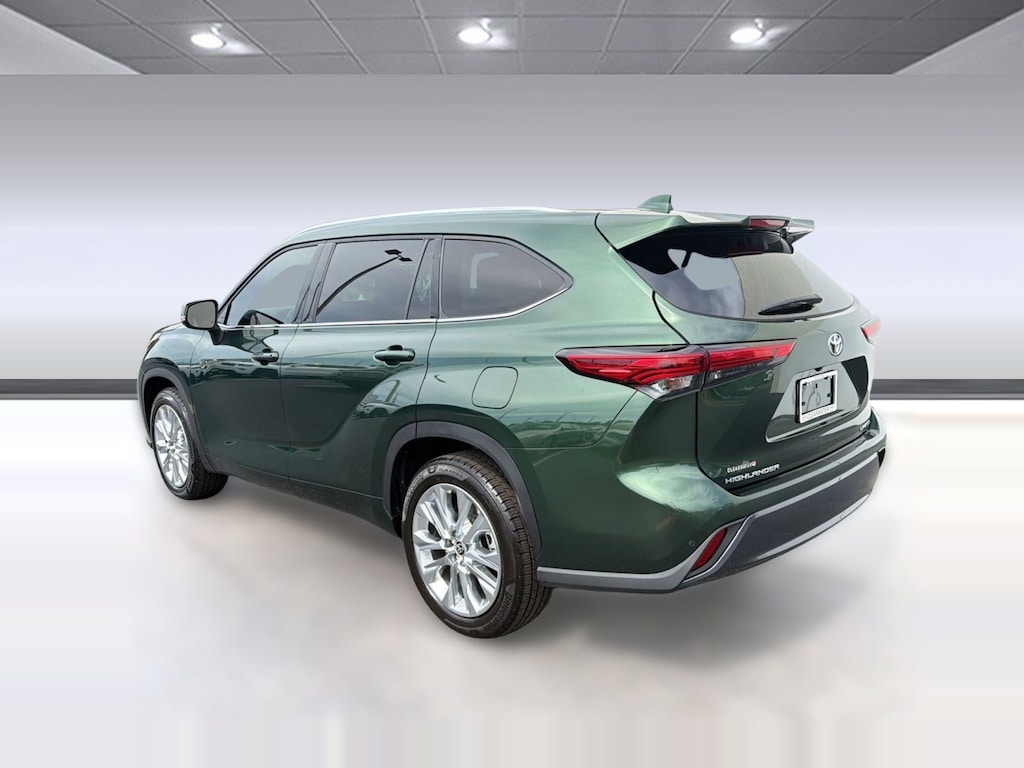 Used 2023 Toyota Highlander Limited (Limited FWD (Natl)) SUV