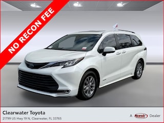Used 2021 Toyota Sienna XLE Van for sale in Clearwater